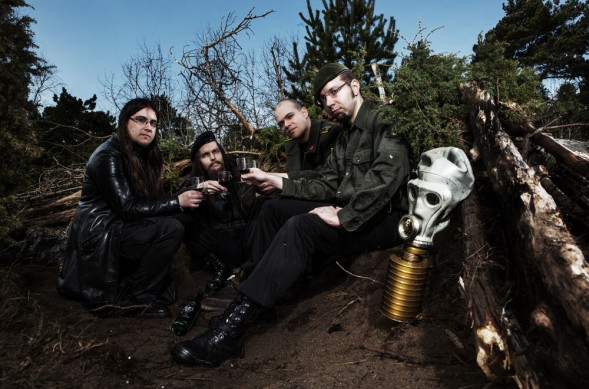  Alasin on löytänyt runsaan kymmenen vuoden aikana toimivan kokoonpanon.