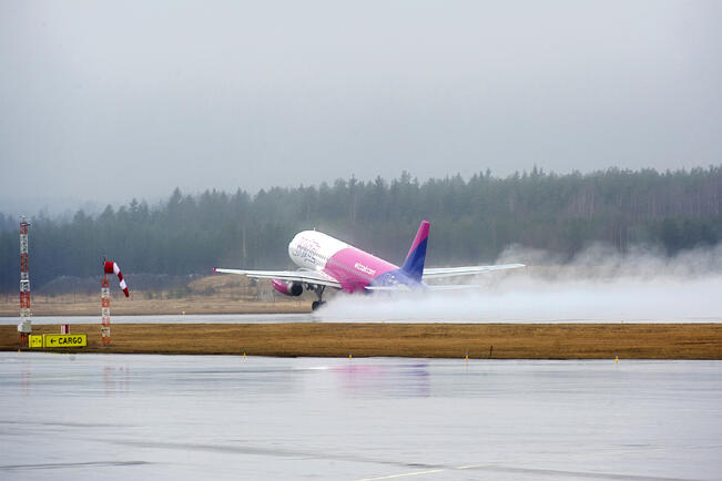 Turkuun saapuu perjantaina lento Skopjesta yli kuukauden tauon jälkeen.