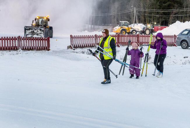 Suksien vuokraajia on ollut jo noin 1 400. Kuva on vuodelta 2017.