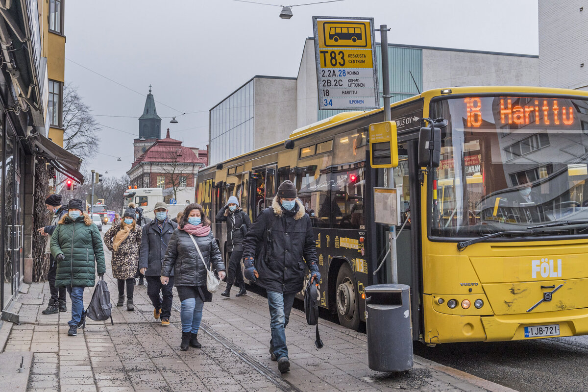 Maskipakko päättyy Fölin busseissa.