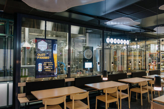 Länsikeskuksen Citymarketiin rakennettiin uusi Food Factory. 