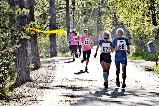 Littoistenjärven ympäri juostaan taas. Kuva on vuodelta 2015.