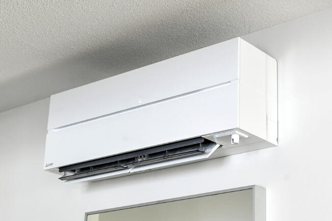 Taloyhtiön hallitus voi kieltää ilmalämpöpumpun asentamisen ainoastaan, jos se aiheuttaa kohtuutonta haittaa.