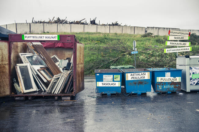 Talvikauden alkaessa kävijämäärät lajitteluasemilla putoavat neljänneksellä.