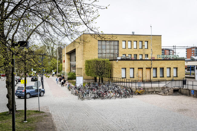 Turun päärautatieasema on niiden rakennusten joukossa, joiden omistamisesta VR on luopumassa.