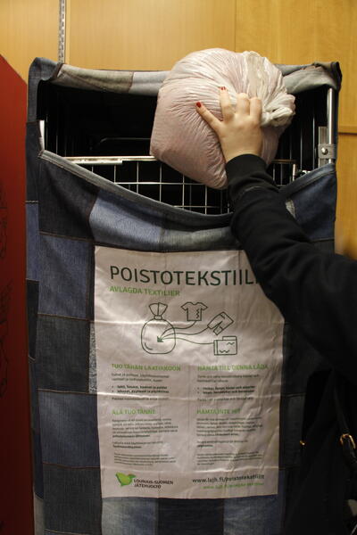 Lounais-Suomen Jätehuolto on lisännyt uusia poistotekstiilin keräyspisteitä alueelleen.
