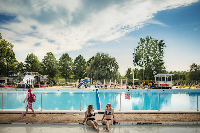 Maauimala avaa Kupittaalla torstaina.