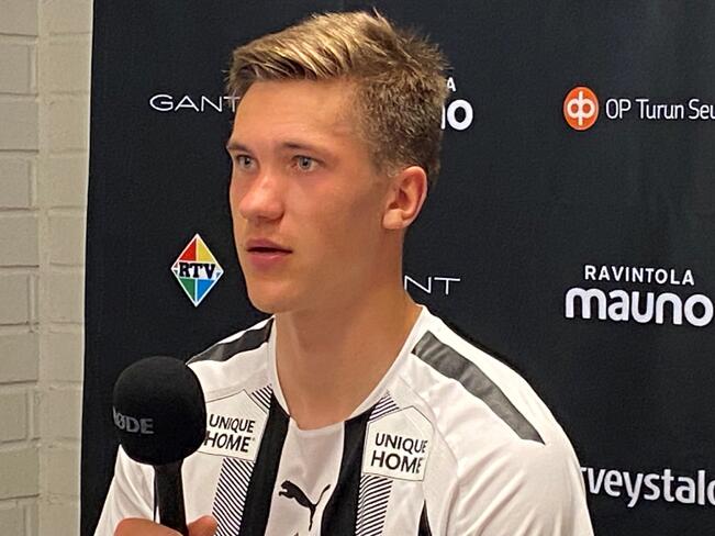 Joonas Lakkamäki iski TPS:n tasoitusmaalin.