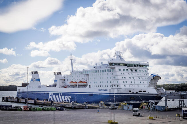 Uudet laivat ropax-laivat korvaavat Naantali-Kappelskär-reitillä muun muassa Finnswanin.