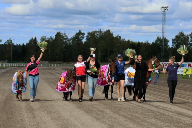 Ponikuninkaalliset 2023.