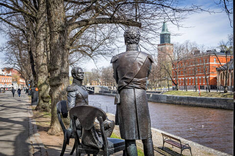 Tapaaminen Turussa 1812 -patsaalla järjestetään mielenosoitus ensi lauantaina.