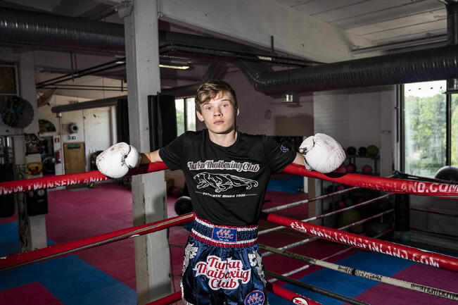 Turku Thaiboxing Clubin Rasmus Kankare.