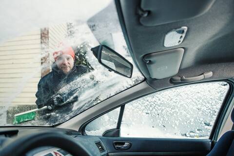 Ajoissa ja hyvin putsatulla autolla lähteminen vähentää stressiä ja tekee elämän helpommaksi. 