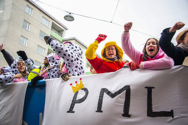 Penkkareita juhlitaan jälleen perjantaina. Liikenne ruuhkautuu keskustassa.