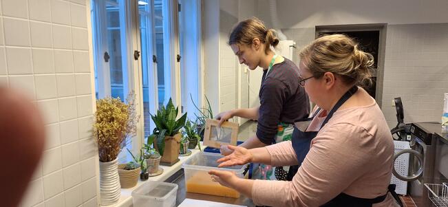 Vimmassa järjestetään paperipajoja.