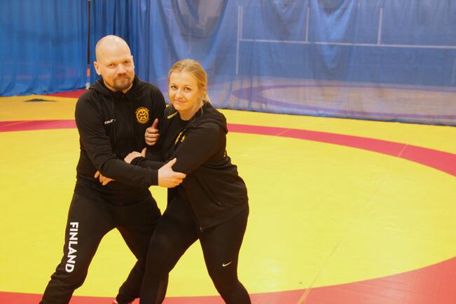 Mika Yli-Hannuksela ja Kirsi Gröndahl-Yli-Hannuksela uskovat, että Turustakin on mahdollista edelleen nousta painin kansainväliselle huipulle.