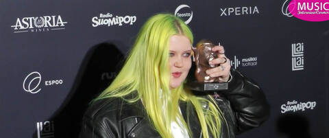 Almasta kertova dokumentti ei nouse hänen musiikillisten saavutustensa tasolle.