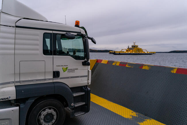 Kesällä lanseerataan Rannikon Siira, johon voi tulla vaikka veneellä. 