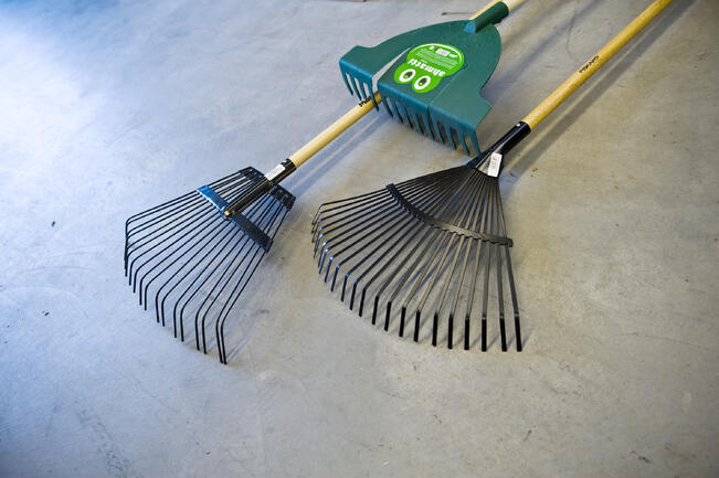 Kiinteistöliiton mukaan ryhmätapaturmavakuutuksen ottaminen on suositeltavaa taloyhtiön talkoihin.