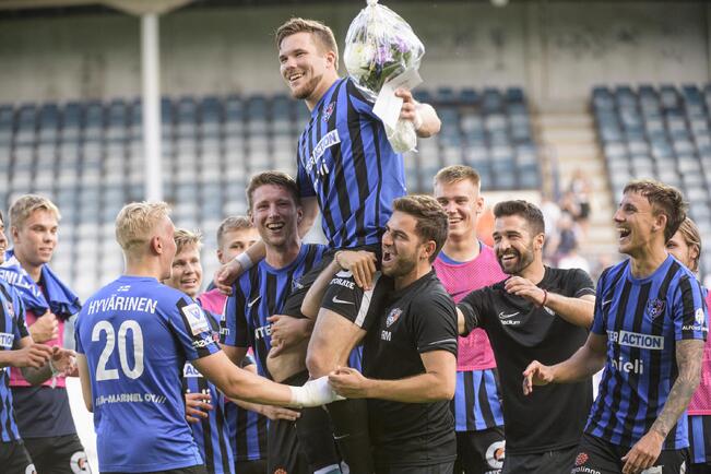 Benjamin Källman on hyökkääjä, jolta on lupa odottaa maajoukkuepaidassa onnistumisia.