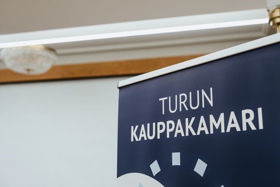 Turun kauppakamarin mukaan oli virhe leikata ammatillisesta koulutuksesta ja jatkuvasta oppimisesta.  