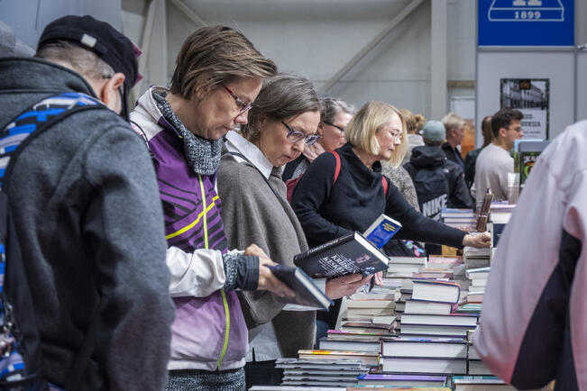 Kirjamessuilla vieraili kolmen päivän aikana noin 15 000 kävijää.