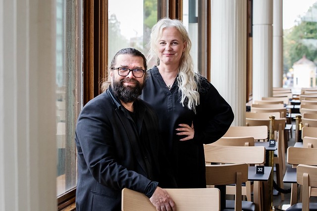 Mikko Kouki ja Satu Rasila.