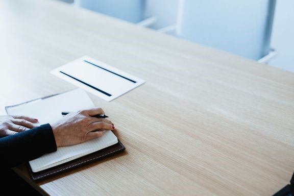 Rahaa on lis&#228;&#228;m&#228;ss&#228; kolmannes vastaajista, kun viel&#228; kaksi vuotta sitten n&#228;in ajatteli noin 25 prosenttia yritysjohtajista Varsinais-Suomessa.  