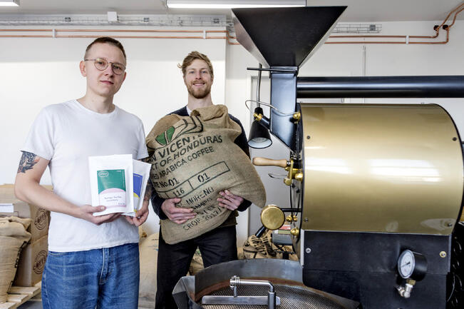 Samuli Pääkkönen (vas.) ja Kyle Papai.