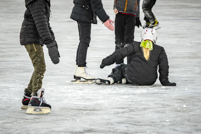 Myös urheiluseuratoiminnan ulkopuolinen, omaehtoinen liikunta voi edistää elinikäisiä liikuntatottumuksia.