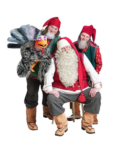 TV:stä tutut Joulupukki, Mestaritonttu ja Karri Kalkkuna vierailevat Skanssissa.