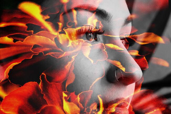 Eeva Iso-Poikon akvarellinäyttely Joulu, joulu on meillä on esillä Naantalin kirjastossa.