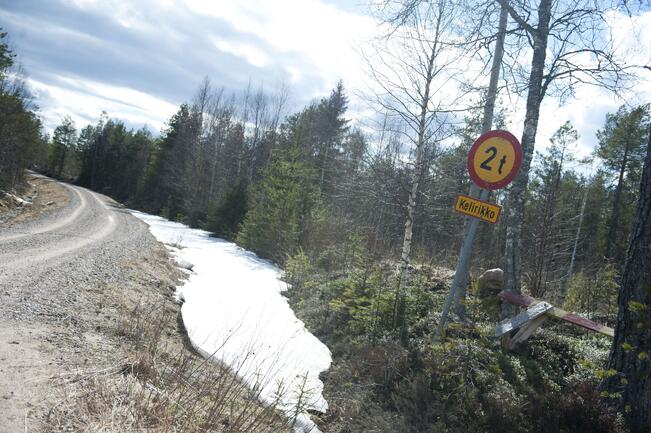 Talven vaihtelevat kelit ja vesisateet ovat aiheuttaneet päällystevaurioita erityisesti eteläisessä Suomessa.