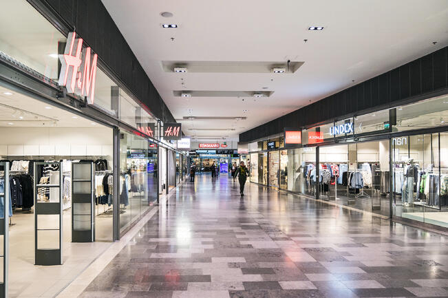 Skanssin kauppakeskus vaihtoi omistajaa.