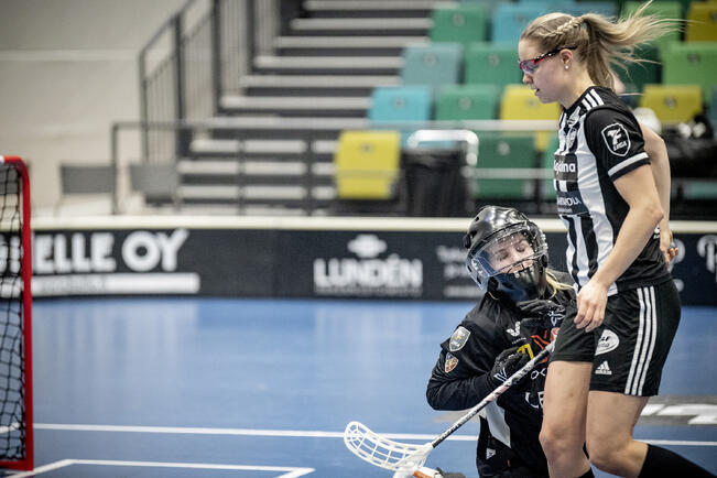 Sofia Leino iski kolme maalia.