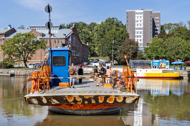 Förillä on liikennekatkoja teknisen vian takia.