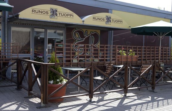 Runostuoppi on avattu vuonna 1975.