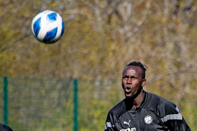 Samba Benga nähdään jälleen TPS:n riveissä.