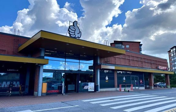 Ravintolan ja marketin toiminta päättyy elokuun loppuun mennessä ABC Koulukadun tiloissa.