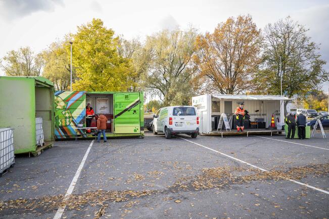Lounais-Suomen Jätehuollon (LSJH) kiertävät keräykset Pop up -lajitteluasema ja Siira palvelevat asukkaita syyskaudella ympäri LSJH:n toimialuetta. 