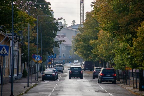 Saneerausurakan aikana kadut uudistetaan perusteellisesti koko Kaivokadulla sek&#228; Uolevi Raaden kadulla v&#228;lill&#228; Tullikatu–K&#228;sity&#246;l&#228;iskatu.
