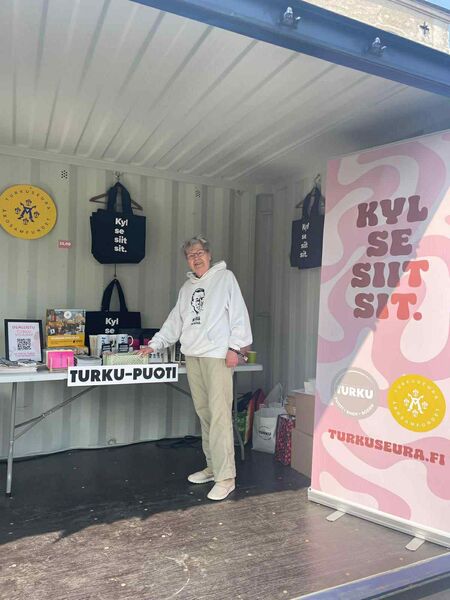 Turku-puoti ja Turkuseuran aktiivi Leena Suominen.