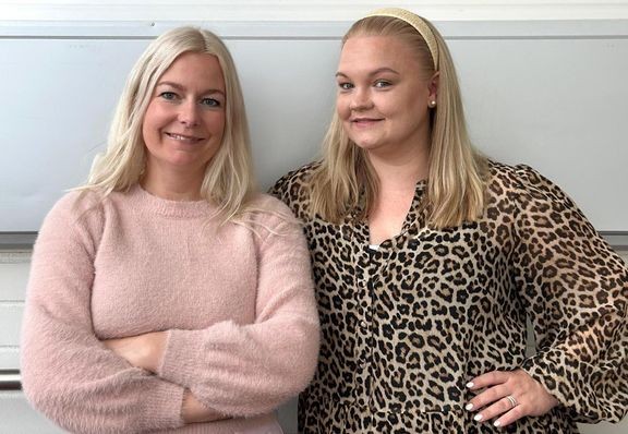 Sini Toivonen ja Sanni Rostedt.  