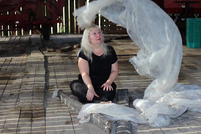 Heidi Paalonen kuvattuna Jenny Paanasen toimesta.