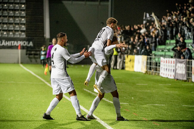 TPS pääsi juhlimaan maalia Kupittaalla kolmesti.