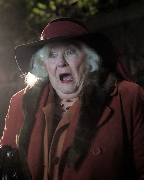 Eliina Rantakallio tähdittää kauhuteemaista musiikkivideota.