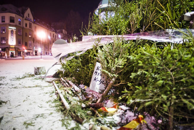 Myyntipaikkojen huutokauppa avautuu 17. marraskuuta.