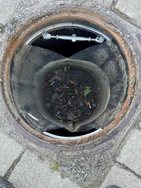 Hulevesisuodatin ehkäisee ravinteiden ja kiintoaineksen kulkeutumista vesistöihin. 
