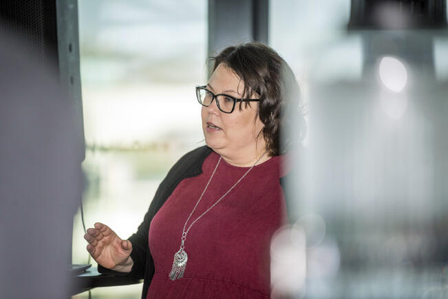 – En tiennyt asiaa aiemmin, mutta kauempana suvussani on kuulemma ollut toinenkin Elise, mutta missään läheisessä suvussa hän ei ole ollut, Elise Haapamäki kertoo.