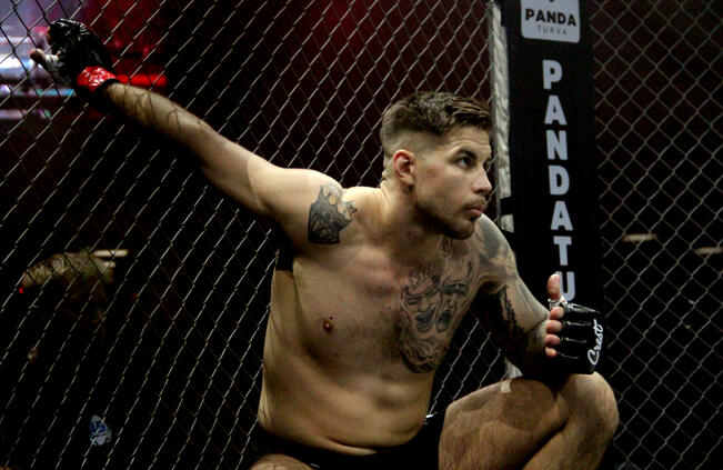 Olli Santalahti on neljän ottelun voittoputkessa. Edellisen kerran Santalahti voitti neljä ottelua peräkkäin uransa alkupuolella. Vuosina 2016–18 Santalahdelle kertyi kuusi voittoa peräkkäin.